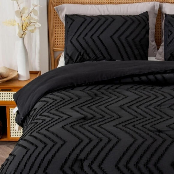 Black Chevron Tufted Zigzag Textured King Size Bed Boho Comforter Set Bedding - Picture 4 of 15